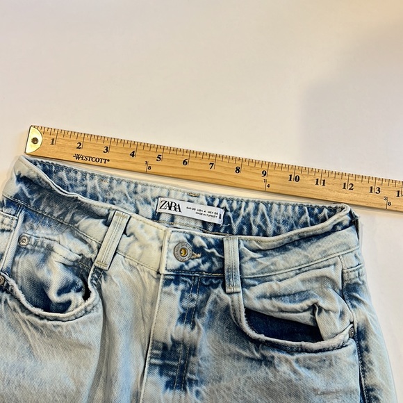 Zara woman’s Ripped acid wash high rise mom fit denim jeans pants size 4 - Picture 9 of 11